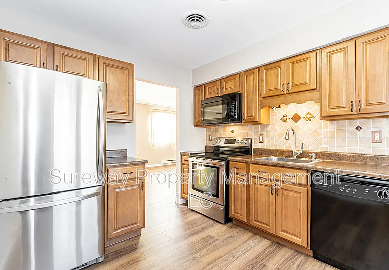 49 Westport Dr #71 — Photo 7