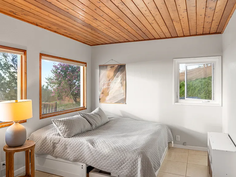 216 Keoni Pl — Photo 22