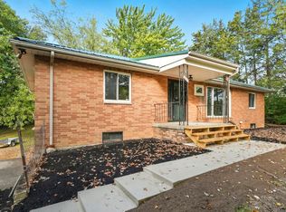 1807 Beineke Rd, Fort Wayne, IN 46808