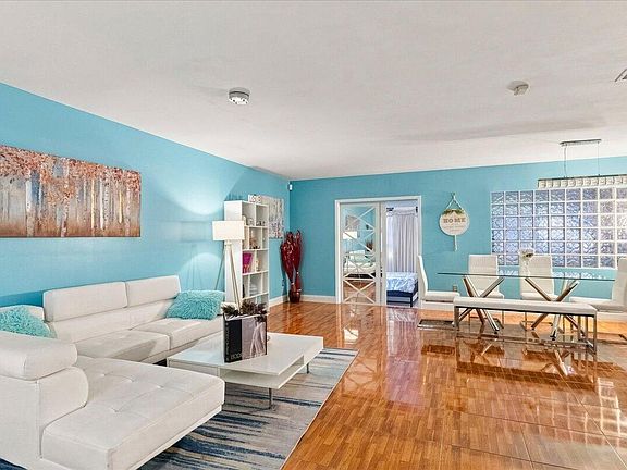 4th image of 1430 SW 88TH Way