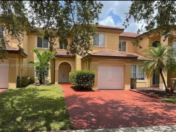223 Maple Ter, Fort Lauderdale, FL 33325