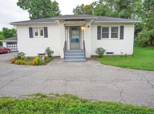 815 State Route 52, Walden, NY 12586