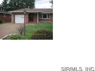 133 Grand Ave, Wood River, IL 62095