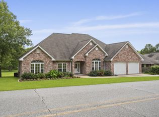 33 Rue Lafitte, Hattiesburg, MS 39402