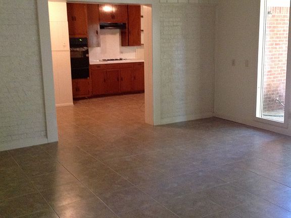 5th image of 5617 N Schilder Dr