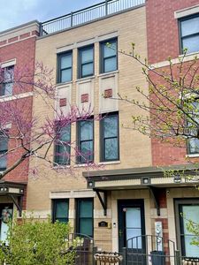 1011 N Kingsbury St, Chicago, IL, 60610