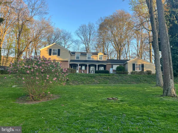 140 Oakridge Rd, Lewistown, PA 17044