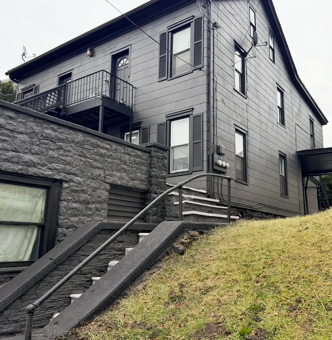 2 bed, 1000 sqft, $1,250 — Photo 1