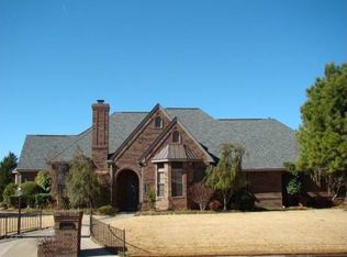 302 NW 33rd Pl, Lawton, OK 73505