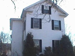 5 Clark St, Woburn, MA 01801