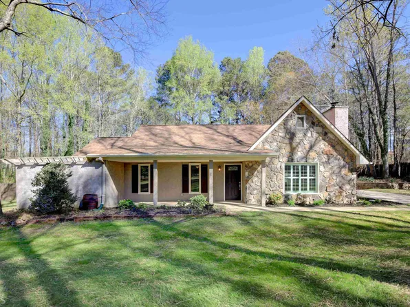 240 Browns Hill Ct, Tyrone, GA 30290