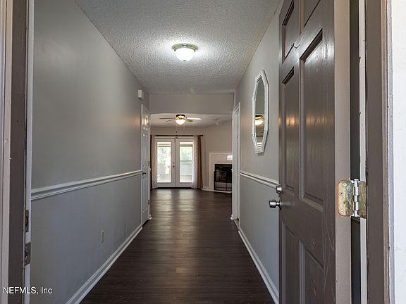 2nd image of 1082 DORWINION Drive