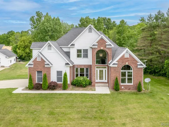 12462 Lillie Rd, Byron, MI 48418