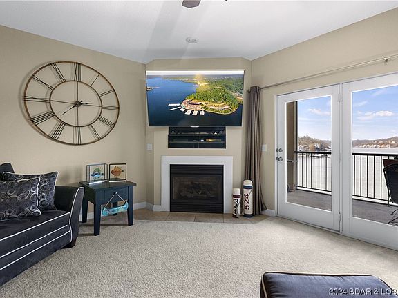 4th image of 918 Tuscany Dr Unit 3L