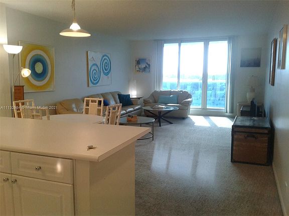 4th image of 2301 Collins Ave APT 734