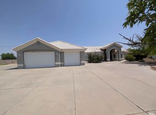 1025 Stinson St SW, Albuquerque, NM 87121