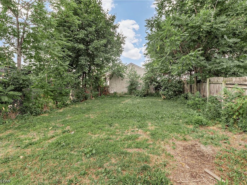 1st image of 3409 Roehl Ave