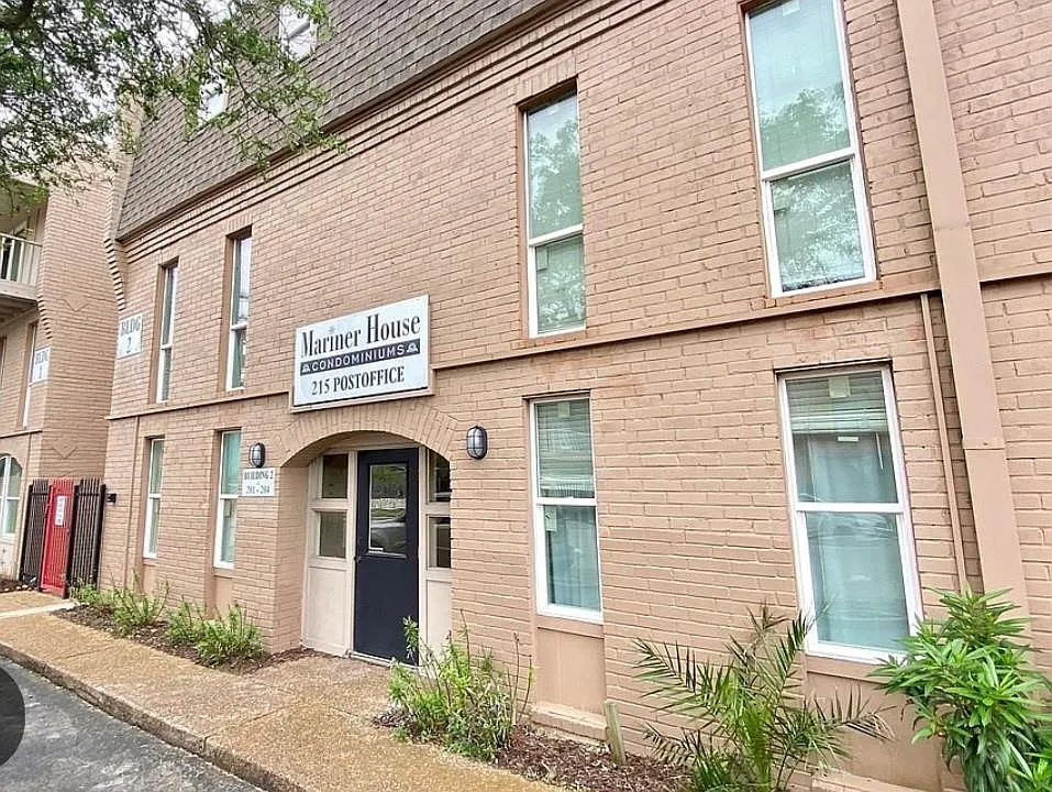 215 Post Office St #701