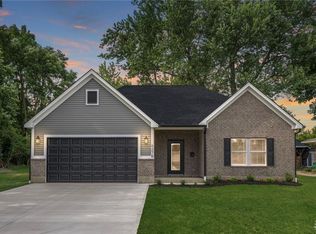 4276 Sugarcreek Dr, Bellbrook, OH 45305