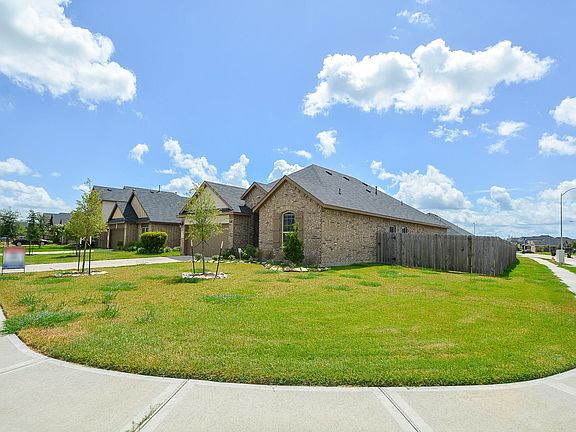 2nd image of 9410 McDowell Dr