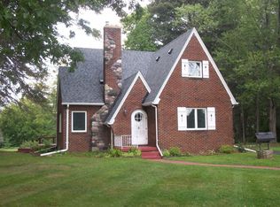 6253 Davison Rd, Burton, MI 48509