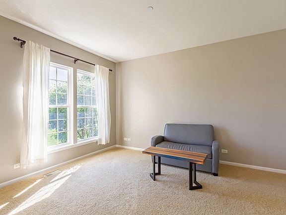 5th image of 2794 Carrington Dr