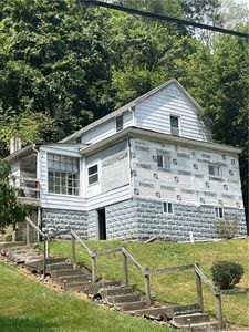 384 Valley Ave, Wall, PA, 15148