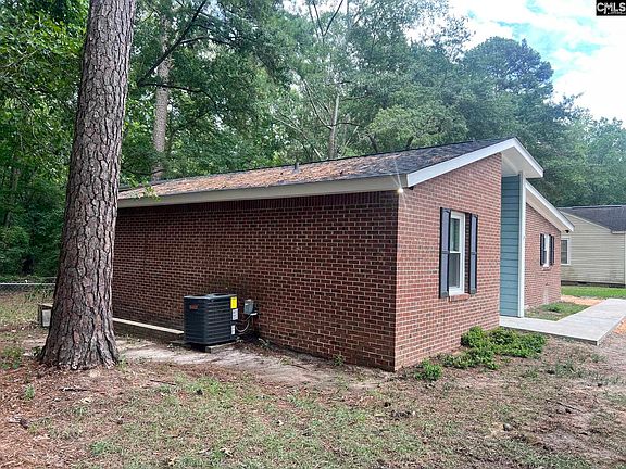 2nd image of 2717 Diane Dr