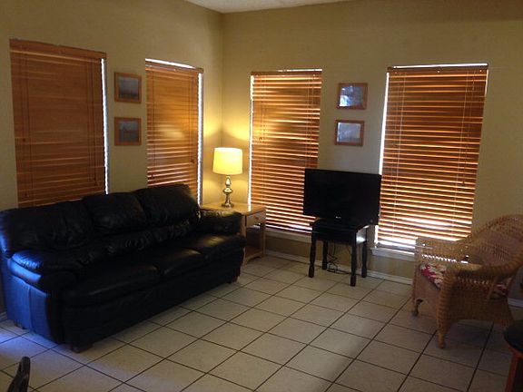 5th image of 125 E Retama St #301