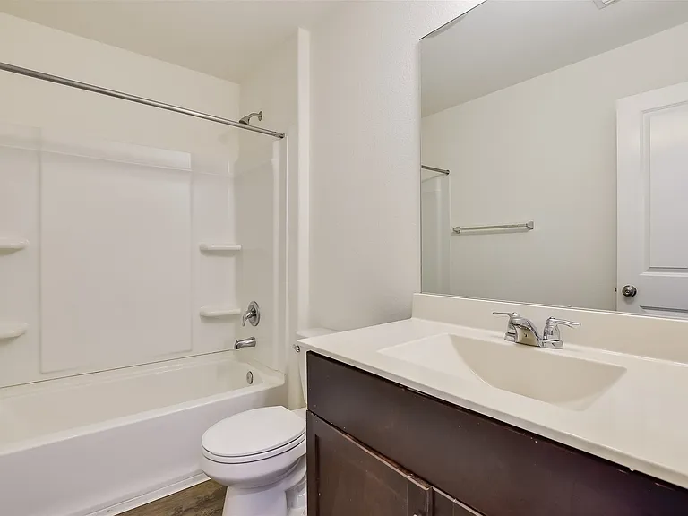 15401 Solstice Cv — Photo 15