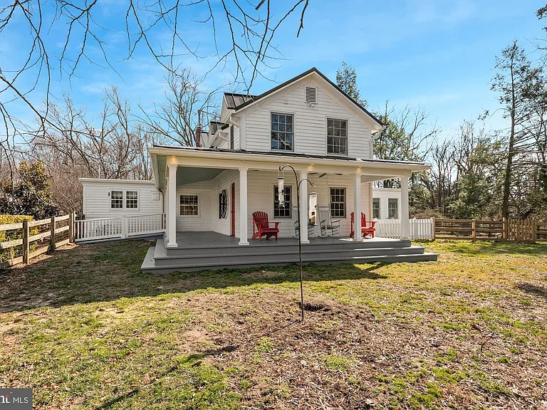 326 Walker Rd — Photo 49