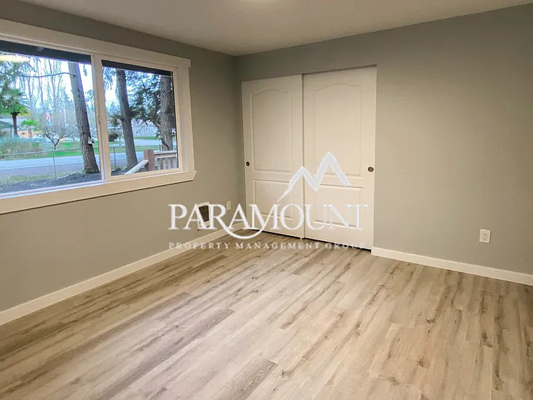 6321 Rest Pl NE — Photo 18