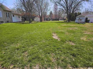 821 W Washington St, Macomb, IL 61455