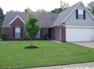 8391 Manhatten Dr, Southaven, MS 38671