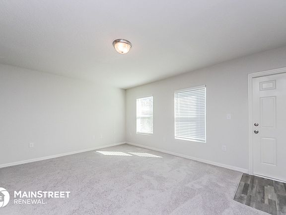 3rd image of 257 Gladiola Ct