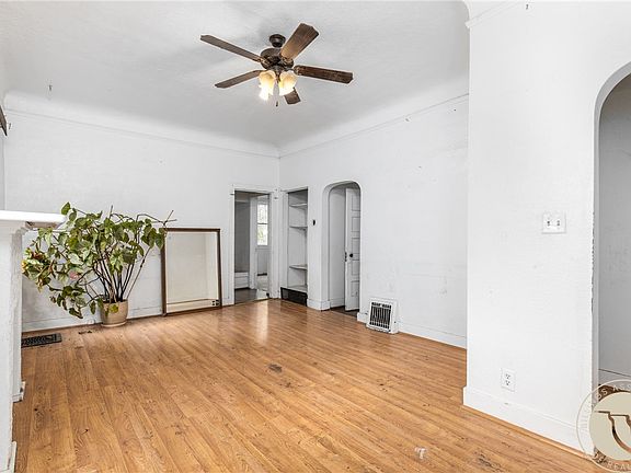 2nd image of 808 N 25th St