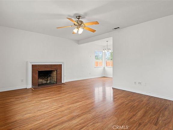 3rd image of 8232 Malven Ave