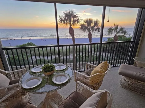 900 GULF BOULEVARD #302, INDIAN ROCKS BEACH, FL 33785