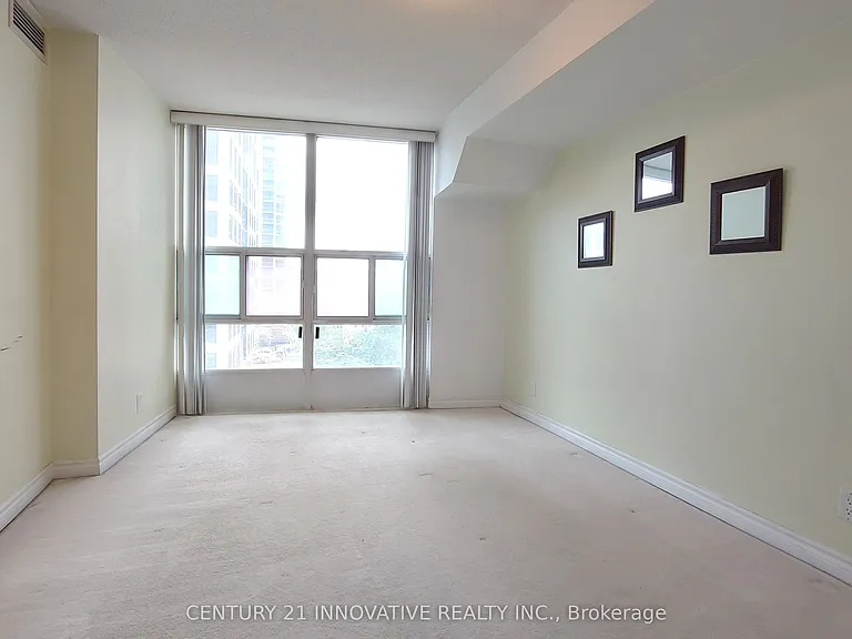 33 Elm Dr W #1012 — Photo 12