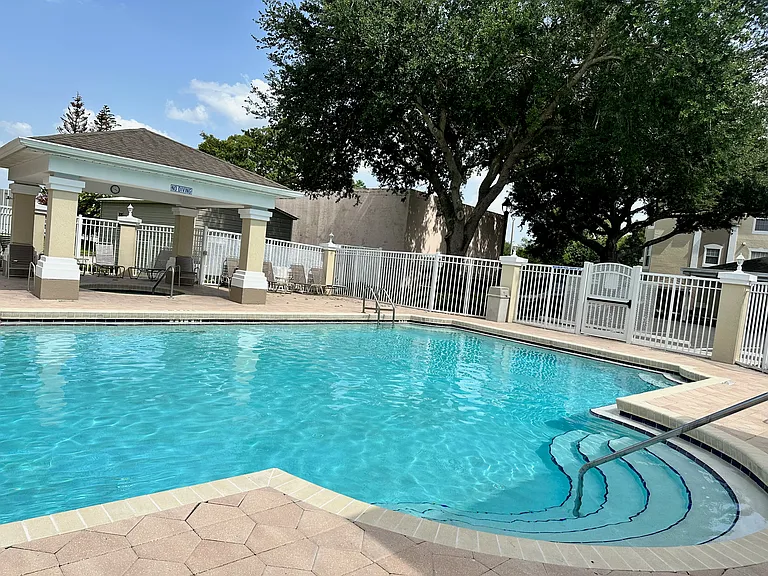6052 Westgate Dr #203 — Photo 24
