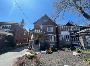 296 Runnymede Rd #5, Toronto, ON M6S2Y6