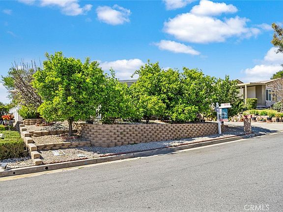 3rd image of 9679 Rosedale Dr