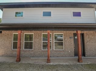 720 N Honey Locust Bnd, Fayetteville, AR 72704
