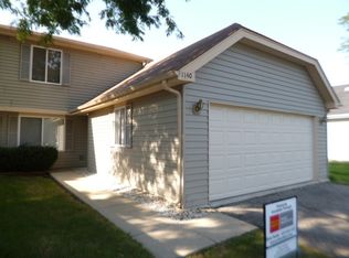 1140 Brockton Ct, Aurora, IL 60504