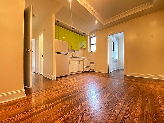 1st image of 100 Woodruff Ave APT 6A