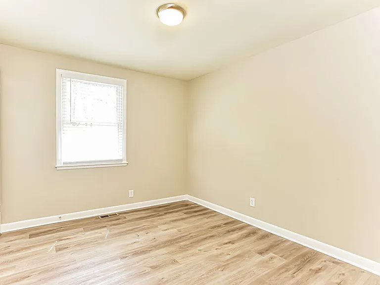 4983 Karen Ray Dr — Photo 15