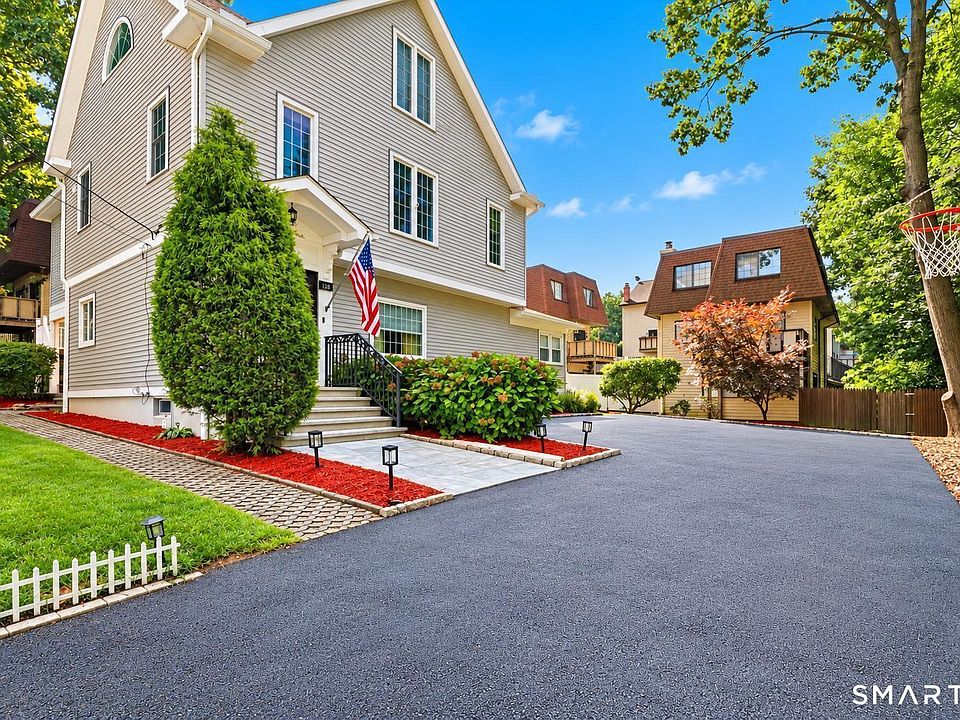 1st image of 128 Van Buskirk Avenue