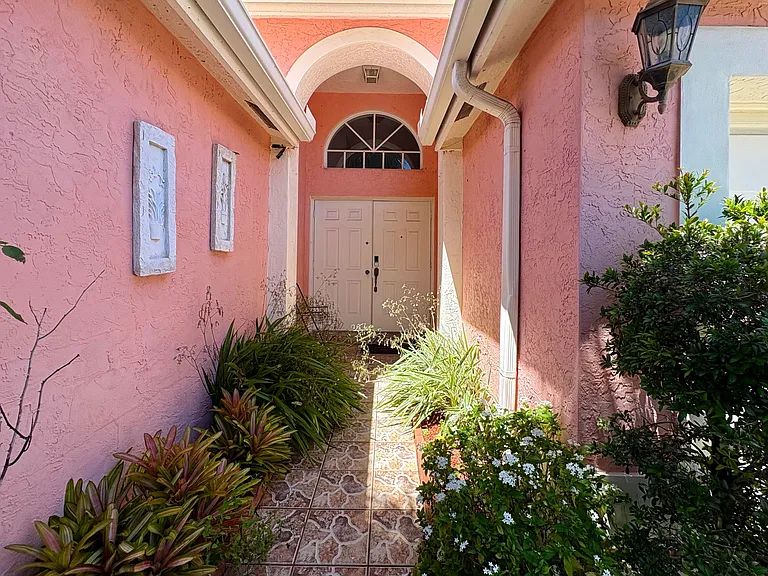 3771 Newport Ave — Photo 5