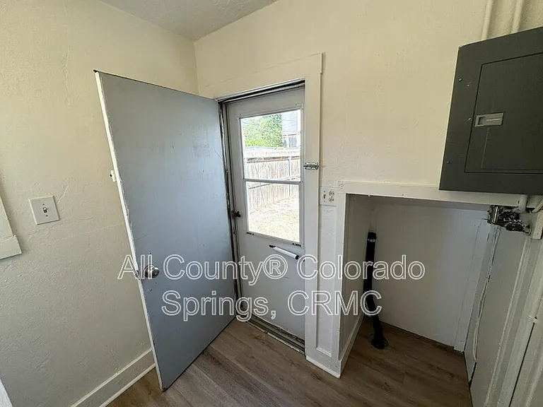 2430 W Vermijo Ave — Photo 18