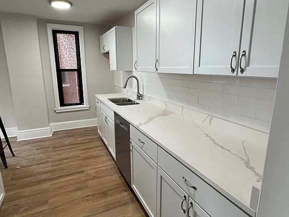4th image of 5300 S Shore Dr APT 66
